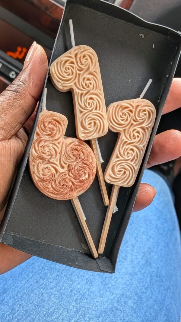 Chiffres en fleurs - Colza sur le Gâteau – Image 16